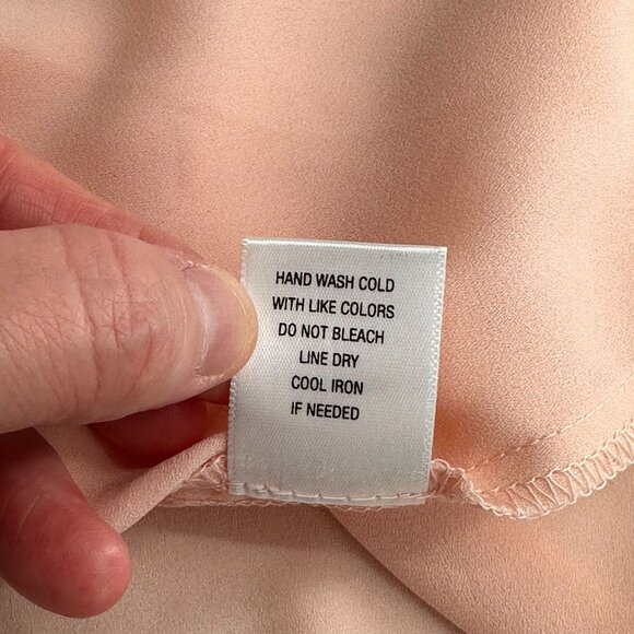 Sami & Jo Plus Size Sleeveless Blush Pink Top Pearl Accent Keyhole Neckline 1X - Picture 4 of 9